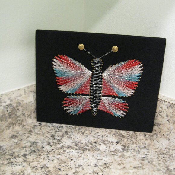 Vintage Small Butterfly Picture - Picture 2 of 2